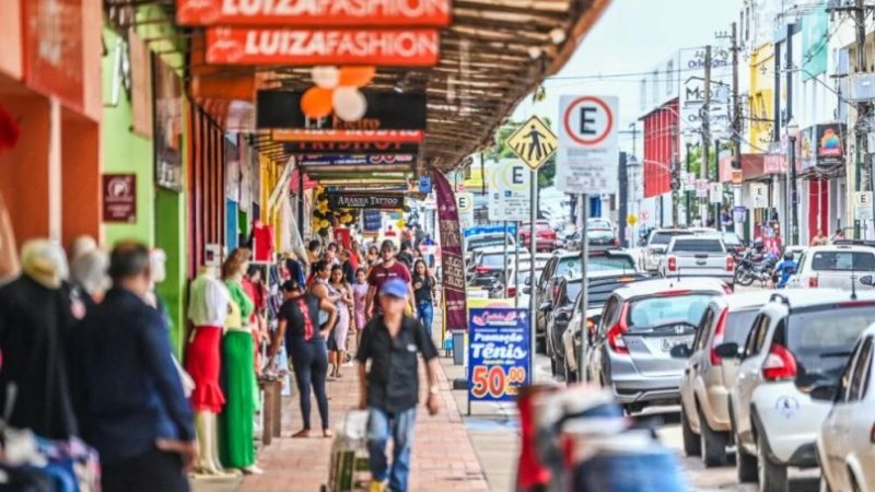 Setor de serviços do Acre interrompe sequência de alta com queda em dezembro